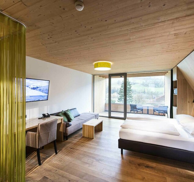 Nachhaltige & komfortable Zimmer im Reschenhof Gesamtansicht der Gartensuite